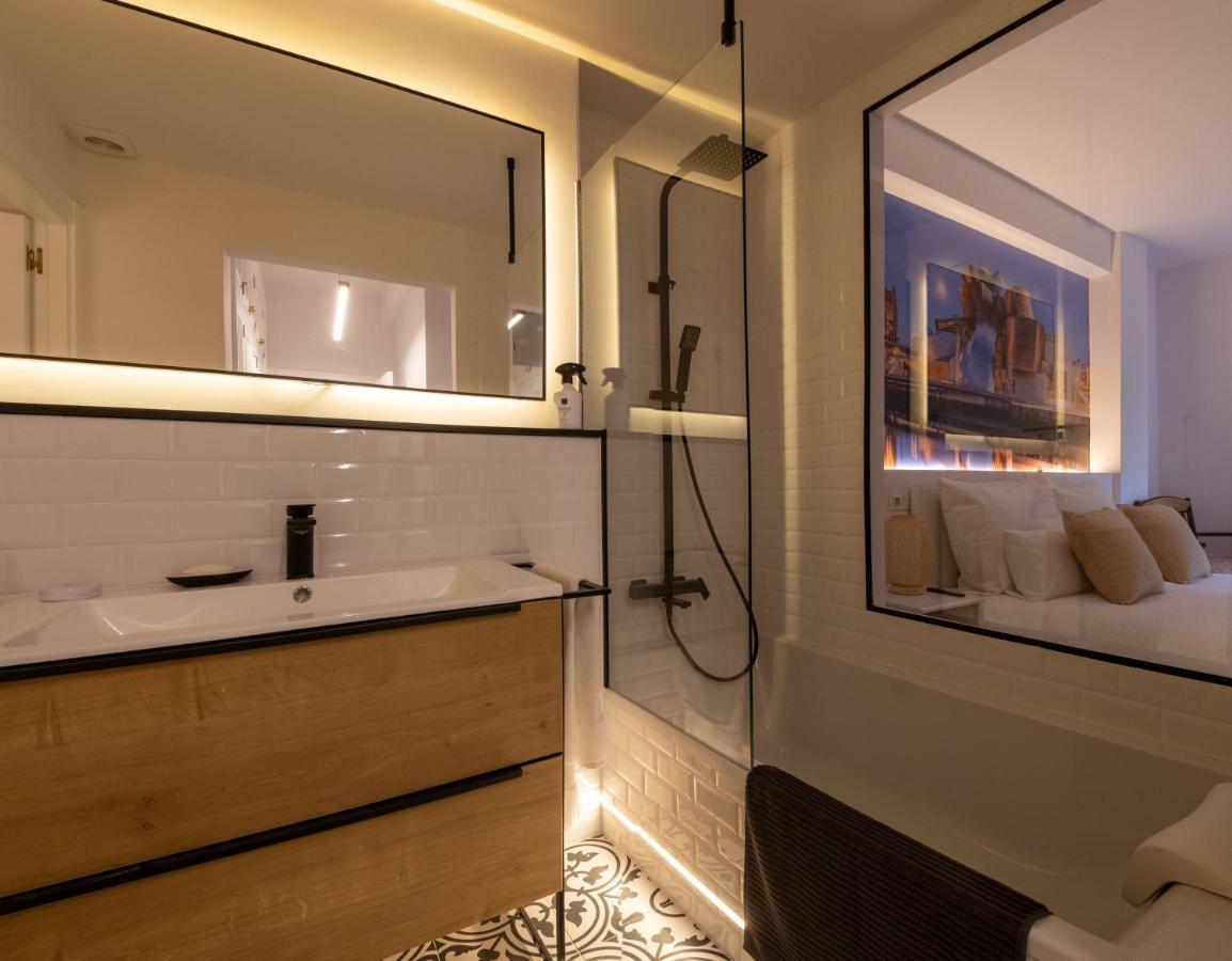 Bilbao Henao Park De Bilbao Suites, En Pleno Centro Con Garaje Directo エクステリア 写真